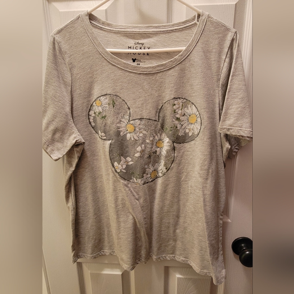 Disney Gray Mickey Mouse Floral Short Sleeve Tee